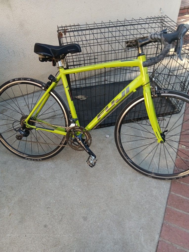 Fuji Bike