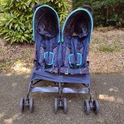 Double Umbrella Stroller 