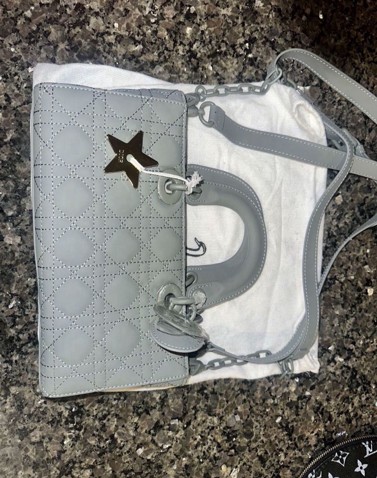 CHRISTIAN DIOR Medium Lady D-Joy Bag