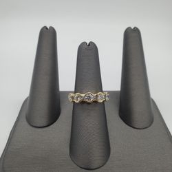 14kt Yellow Gold Diamond Ring