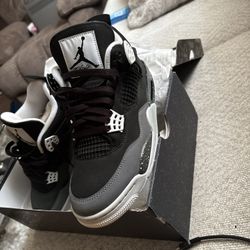 Jordan’s Size 9