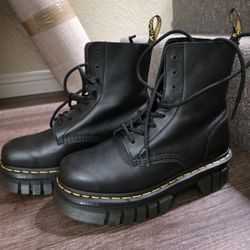 
Dr Martens Audrick Boots Black Leather Platform Women’s Size 8