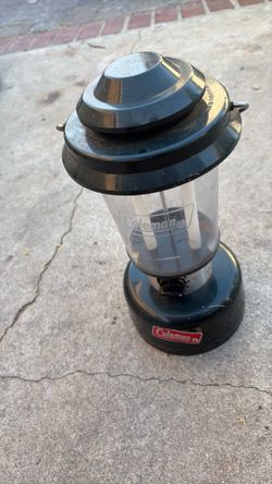 Coleman fluorescent lantern outdoors camping light