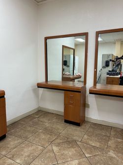 Salon station