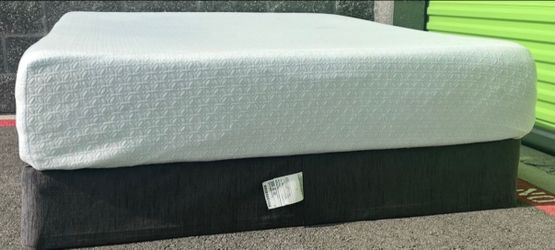 Queen Size Mattress- Box Spring & Bed Frame Optional