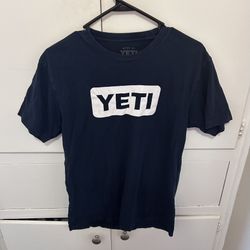 Yeti Men’s Size Medium Shirt 