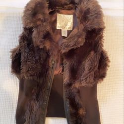 Arden B Fur vest Size Small