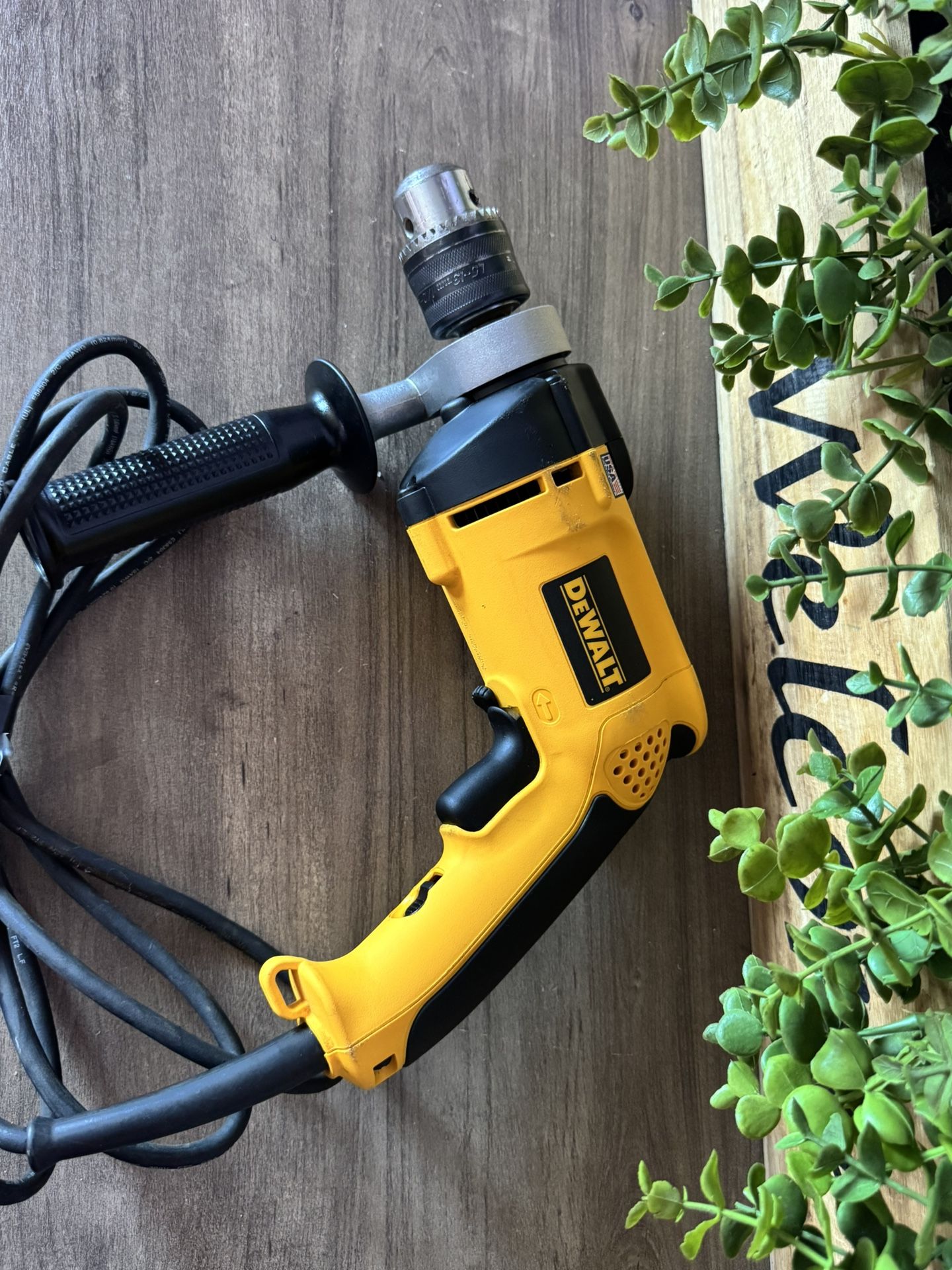 VSR HAMMER DRILL DEWALT
