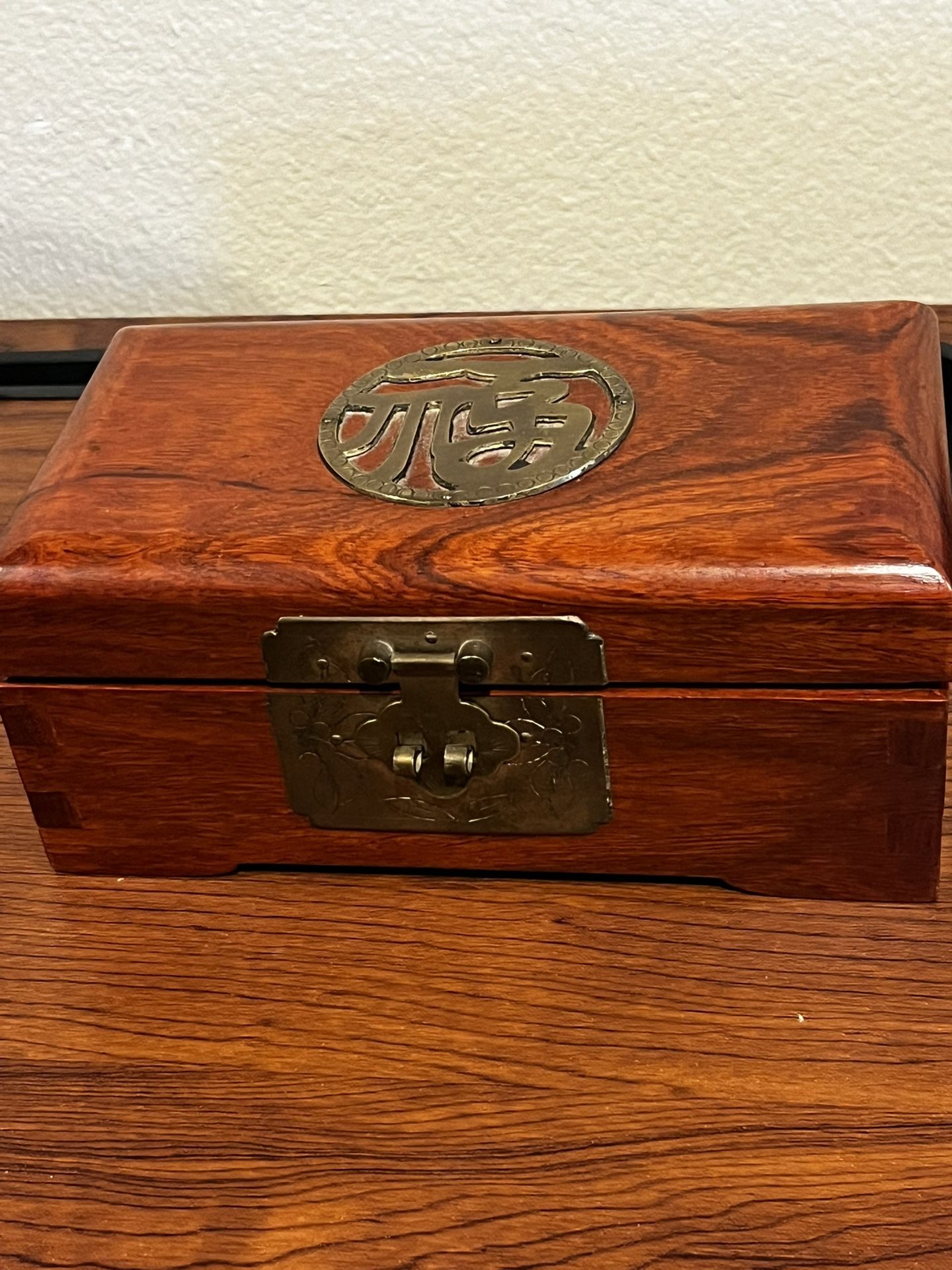 Beautiful Wooden Box With Brass Hardware ,lined In Lack