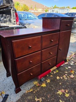 Dresser drawer