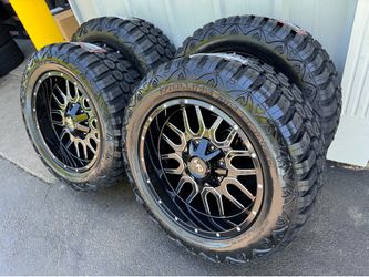 NEW 20x10 hard rock offroad wheels wrapped in 33x12.50r20 tires