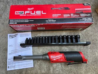 Milwaukee M12 FUEL INSIDER 12V 1/4 in. - 3/8 in. Extended Reach Box Ratchet (Tool-Only)