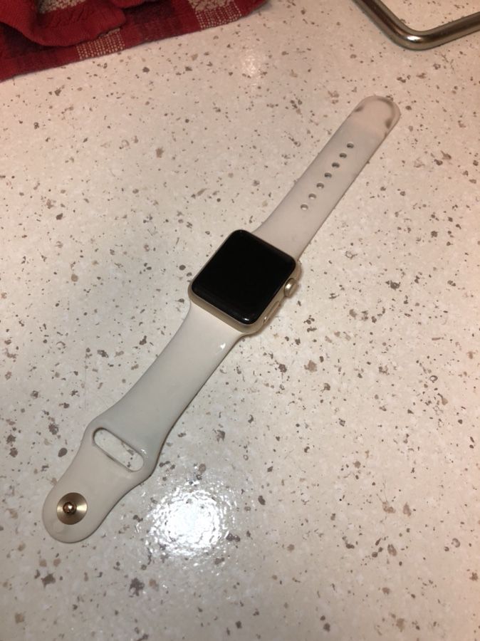 Apple Watch 1, fully functional but dead battery