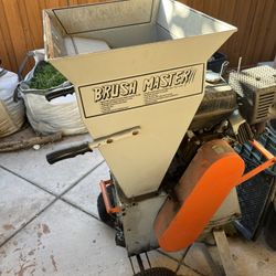 Brushmaster 14hp Chipper