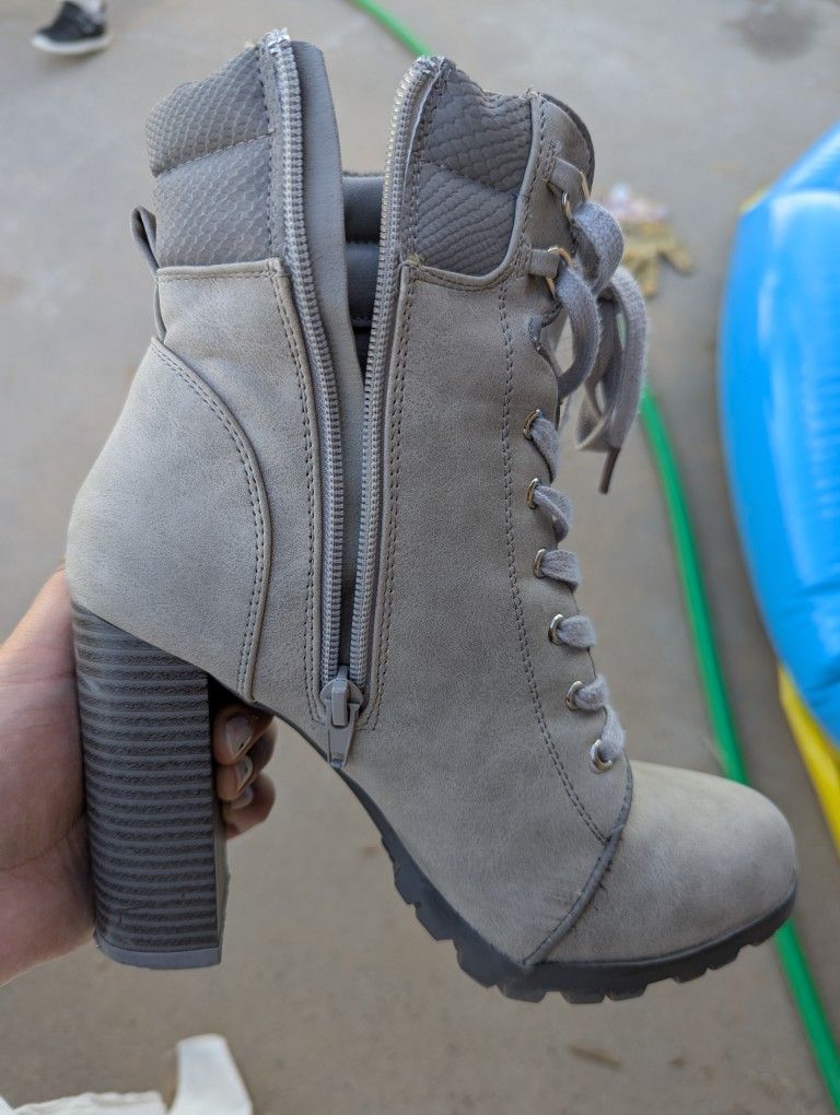 Grey Boots 6.5
