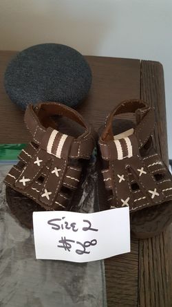 Boys sandals size 2