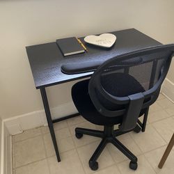 Desk And Desk Chair 