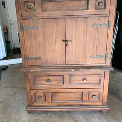 Vintage Armoire gorgeous piece! See pics for measurements.