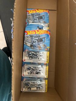 Hot Wheels Treasure Hunt