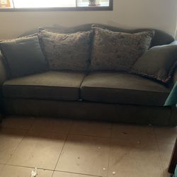 Couch And Love Seat With Matching Pillows 