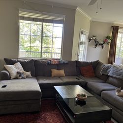Living Spaces Zoeller Charcoal Gray Sectional