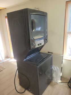 Stacked washer dryer