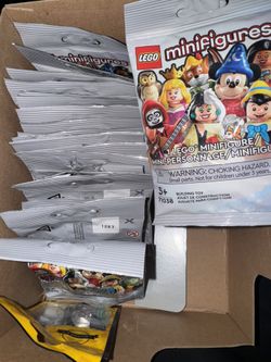 100 Disney mini figures