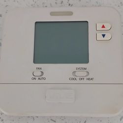 Thermostat System.  PRO T701 Universal Subbase. Battery Operated.  Single Stage. 5 Year Warranty Included.  Brand New!