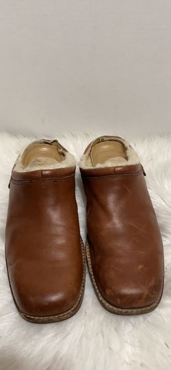 Ugg women slide size 10