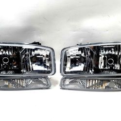 HEADLIGHTS FOR 99-07 GMC SIERRA YUKON XL + BUMPER LAMPS. with minor scratches 