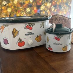 Vintage Rival Crock Pot And Litter Dipper. 
