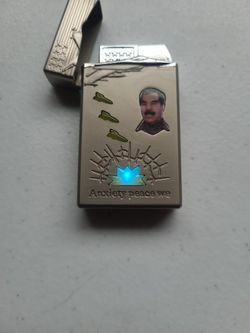 saddam hussein cigarette lighter Lighter Collectable for Sale in Lakewood, WA