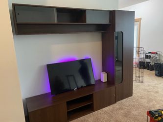 Entertainment center !!NEED GONE THIS WEEK