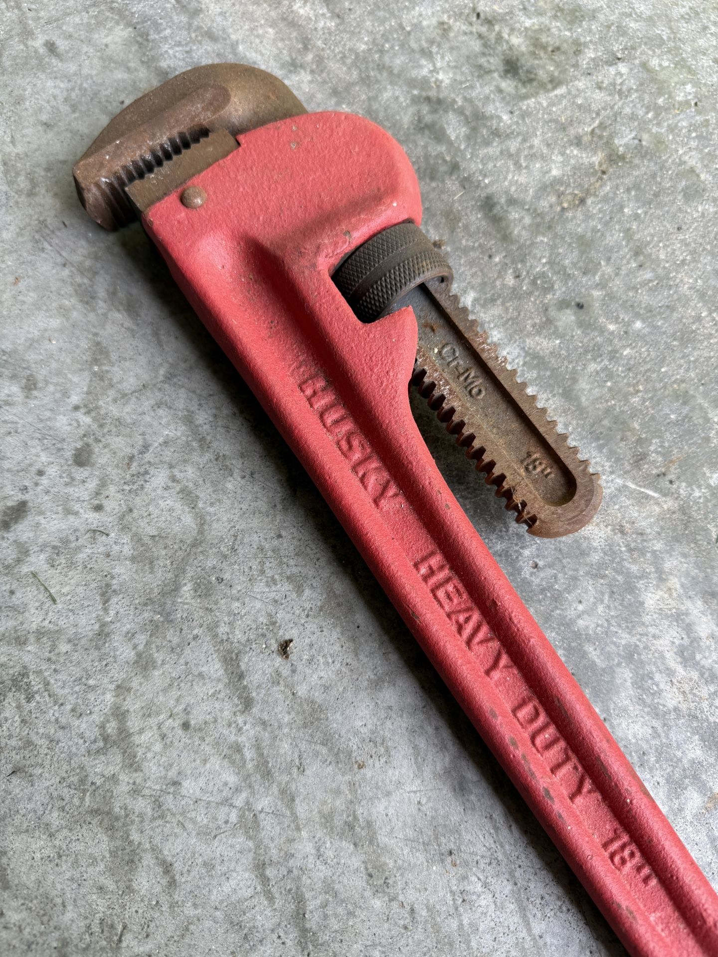 Husky XL 18” Pipe Wrench in good shape!
