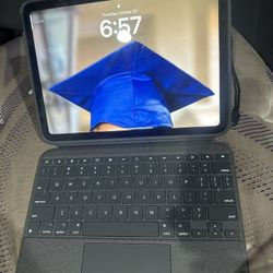 iPad 10th Gen 
