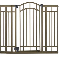 Summer Infant 48-in x 36-in Bronze Metal Child Safety Gate Child proof your home in style with the Multi-Use Deco Extra Tall Walk-Thru Gate. This attr