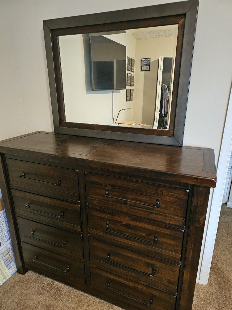 Beautiful Hardwood Dresser With Mirror