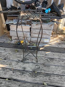 Plant Stand 