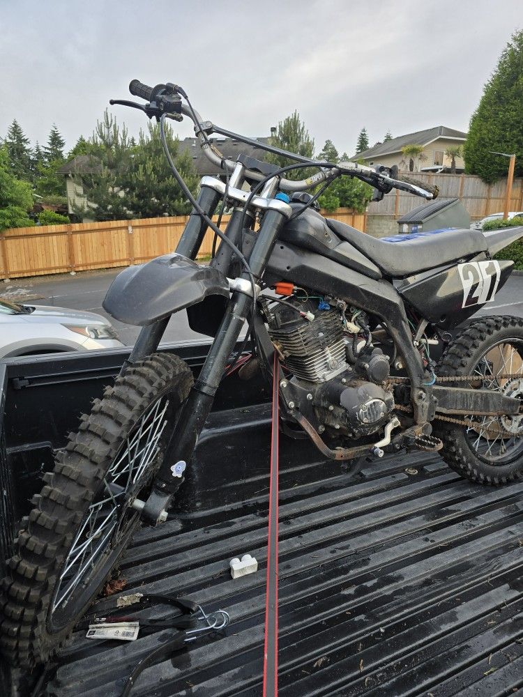 Dirt Bike - Great Project Bike!