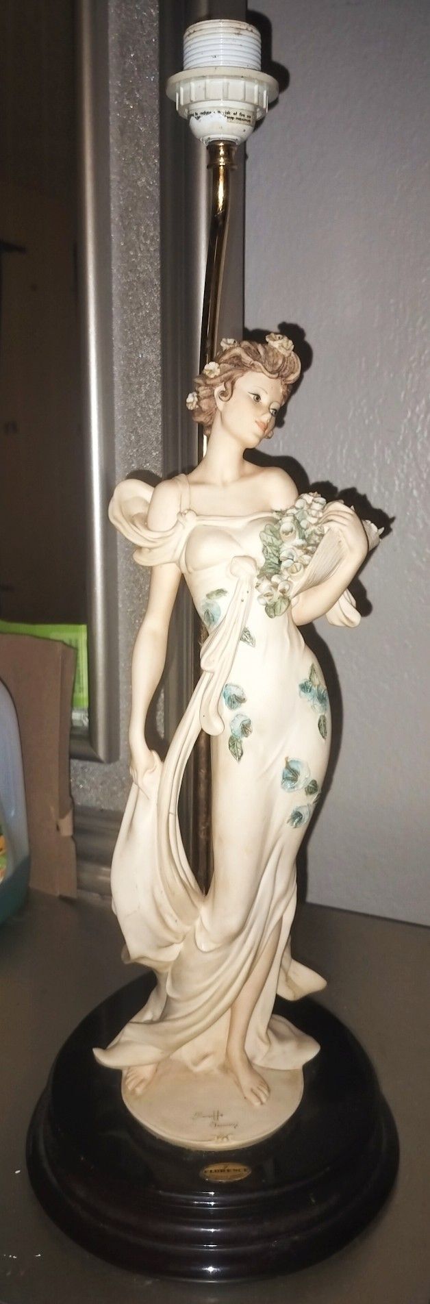 Original Vintage Giuseppe Armani Figurine Lamp "Spring BlueBell" Limited Edition (Rare)