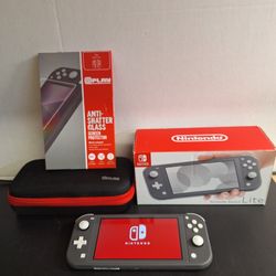 NINTENDO SWITCH  LIGHT /  GRAY 