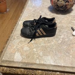 Adidas Tennis Shoes Size 5 
