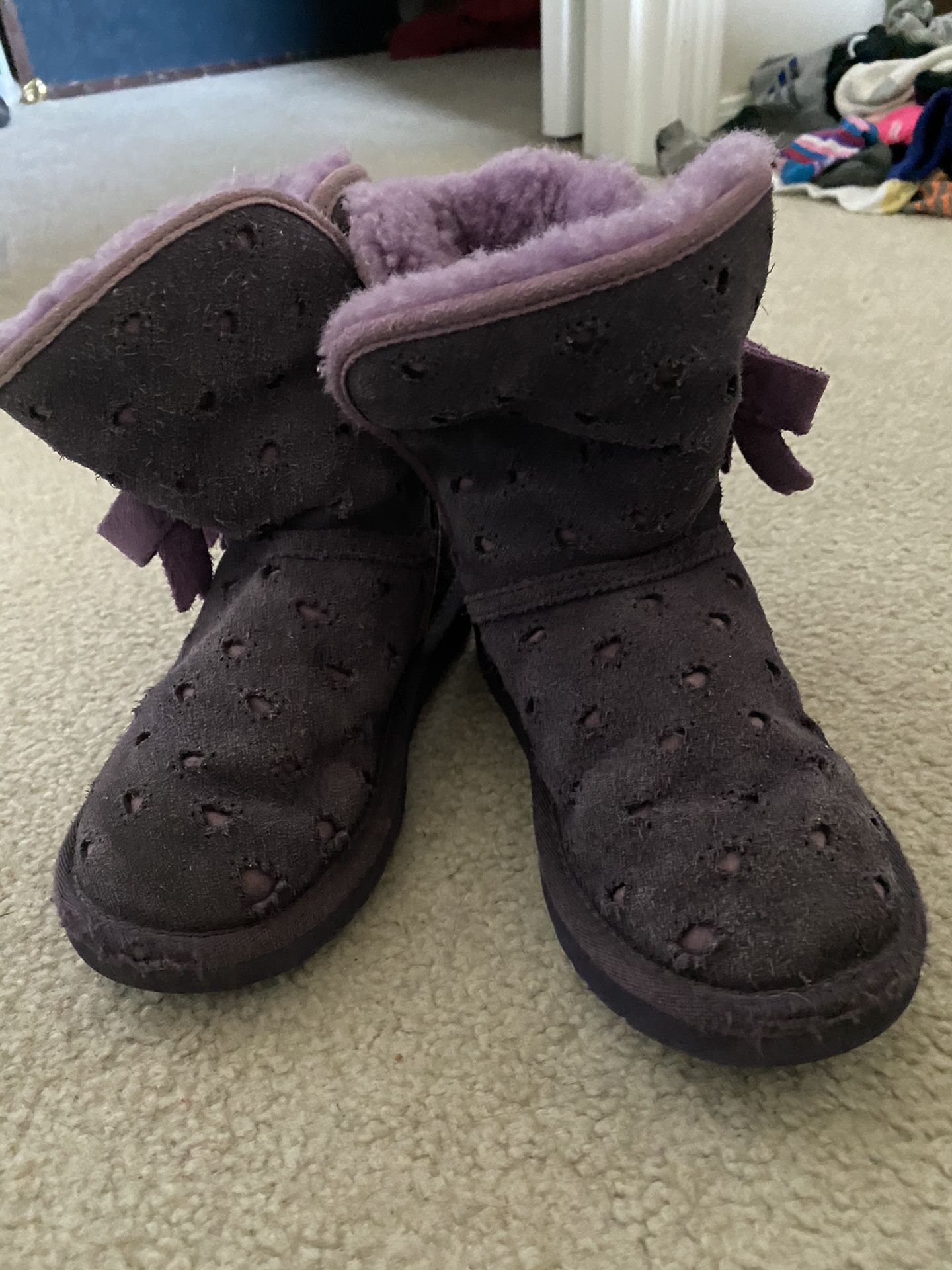 Ugg purple little girls size 12 boots. Like new