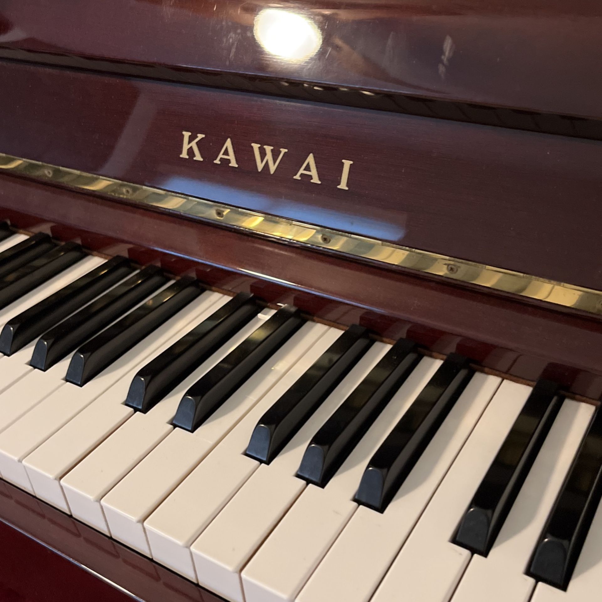Kawai Upright Piano, CX – 5H burgundy