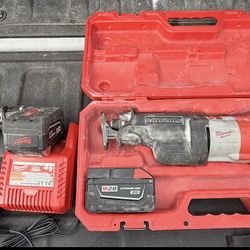 MILWAUKEE  HAMMER DRILL