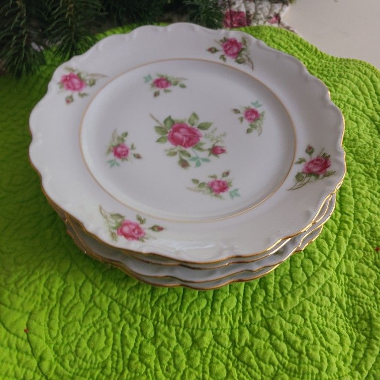 Shabbychic Farmhouse plates Moss Rose
by Winterling - Bavaria