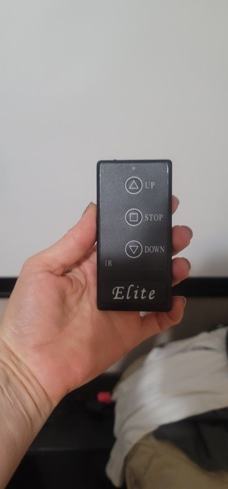 Elite Home Theatre Screen