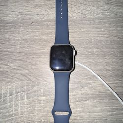 Apple Watch SE 