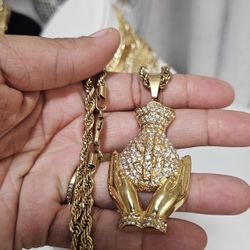 I Deliver I Ship 14k Gold Plated Chain And Pendant