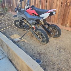 110 And 125cc Dirtbikes